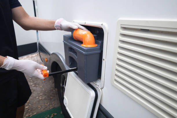 Portable Toilet Options We Offer in Harrisburg, NC